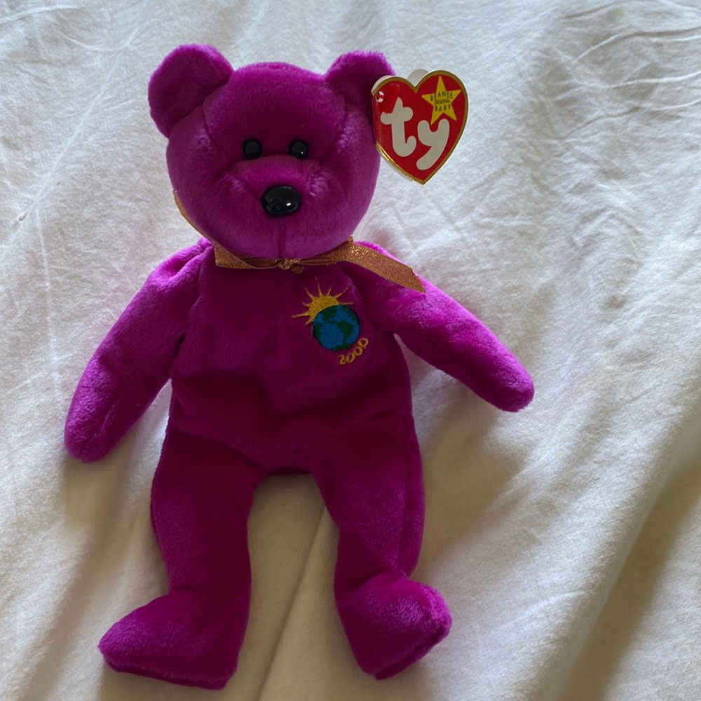 Extremely rare 1999 Millennium beanie baby